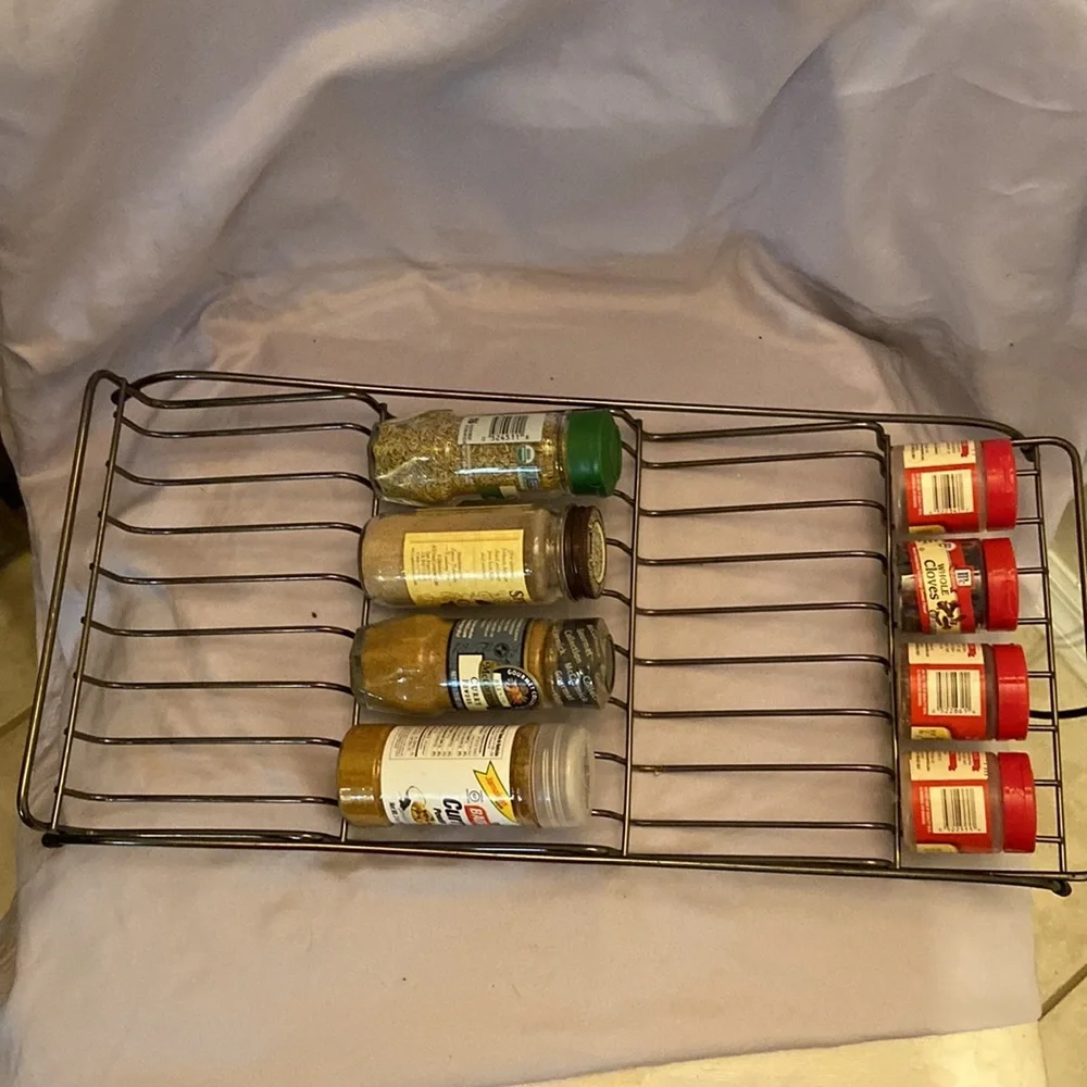 Spice rack for your draw that hold 16 bottles